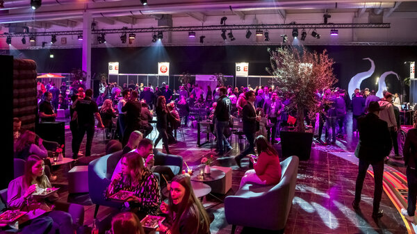 11.01.2023, BOE 23, Best of Events, BOE Night, Halle 5, Bühne, Party, Besucher, Impressionen, Übersicht
